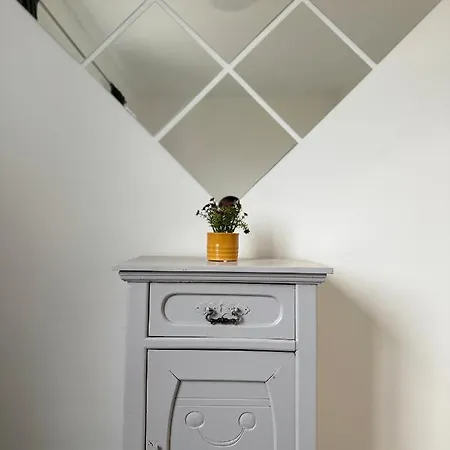 Apartman The Orchid, By Lmg